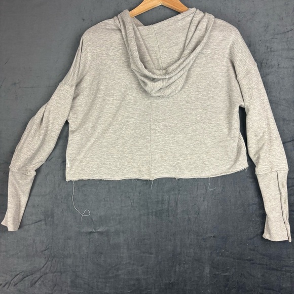 Nike Gray Relaxed Cropped Sweatshirt with fitted button cuffs - Picture 8 of 12